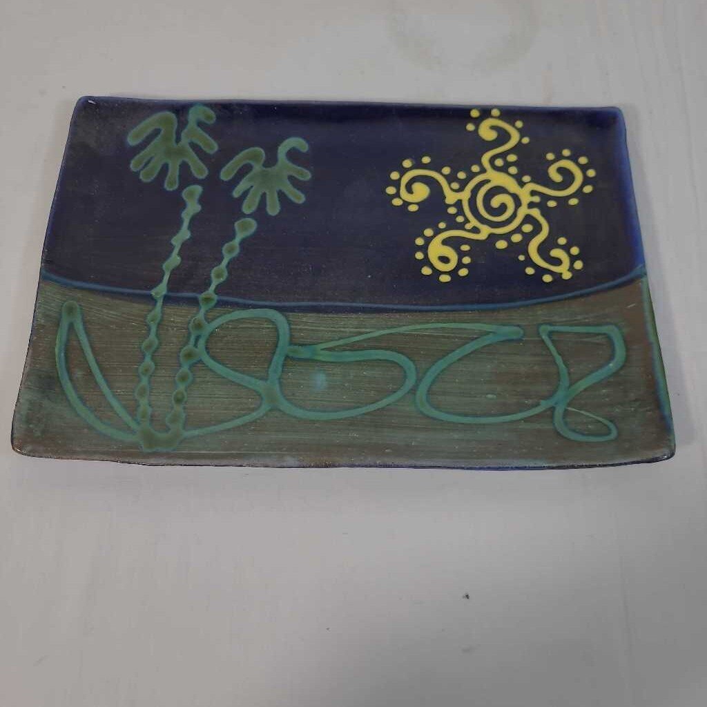 CERAMIC P-LATE W/ PALM TREES & SUN