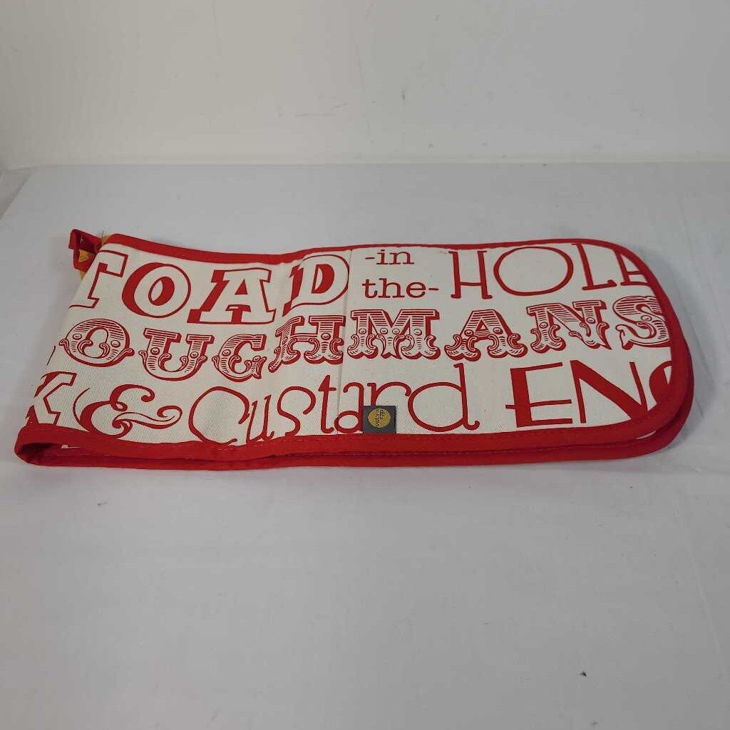 ENGLISH PUB OVEN MITTS