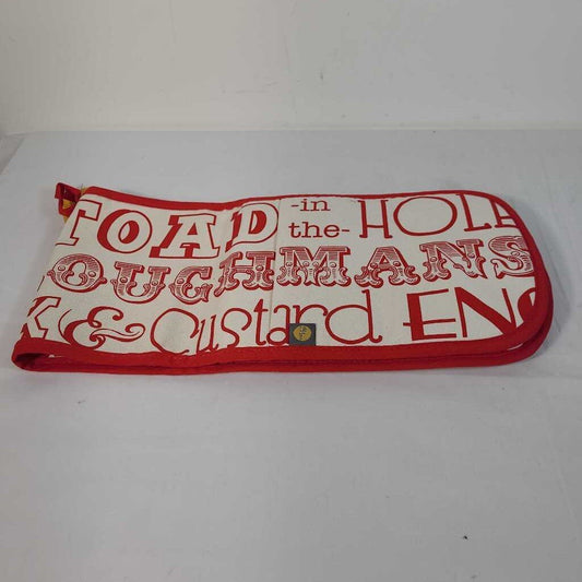 ENGLISH PUB OVEN MITTS