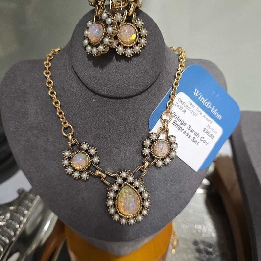 Vintage Sarah Cov Empress Set