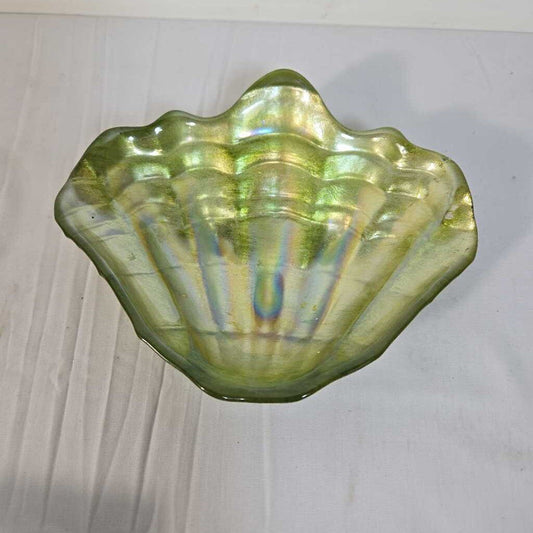 GREEN SHELL DISH