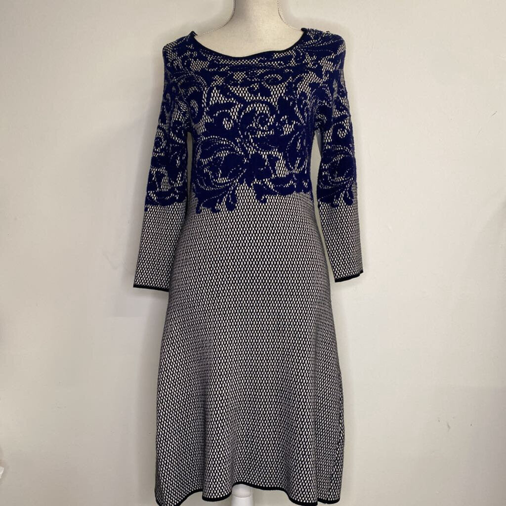 JUST...TAYLOR - BLACK/WHITE/BLUE PAISLEY PATTERN L/S MIDI DRESS