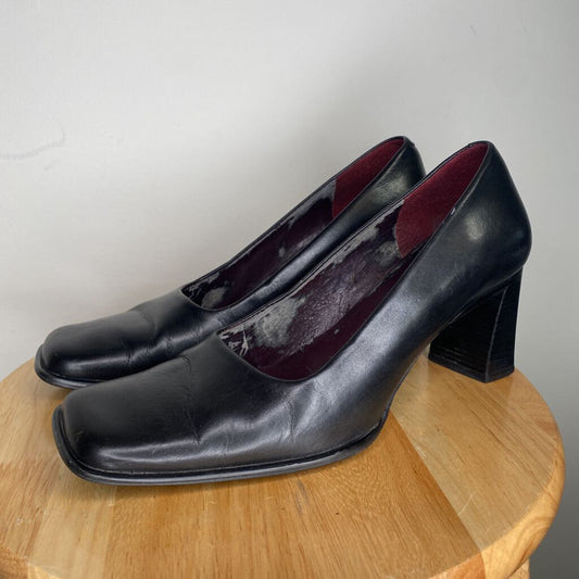 *AS IS* GIANNI FERMANI - BLACK LEATHER SQUARE TOE BLOCK HEELS