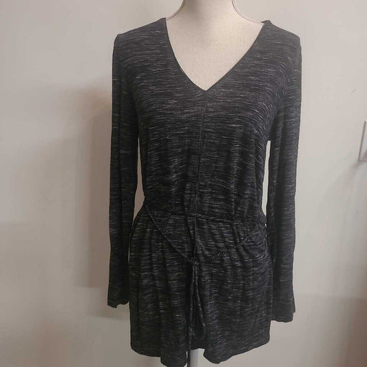 TRISTAN - BLACK V-NECK L/S MIDI DRESS