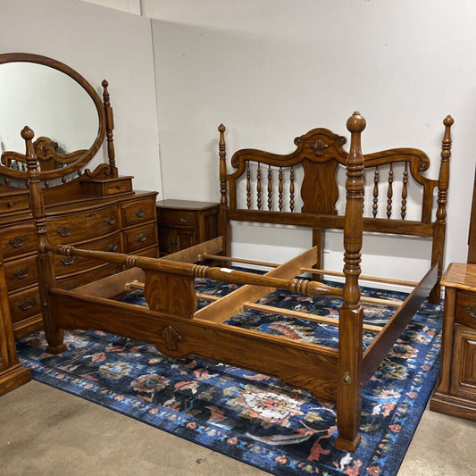 SKLAR PEPPLER KING 4 POSTER BED