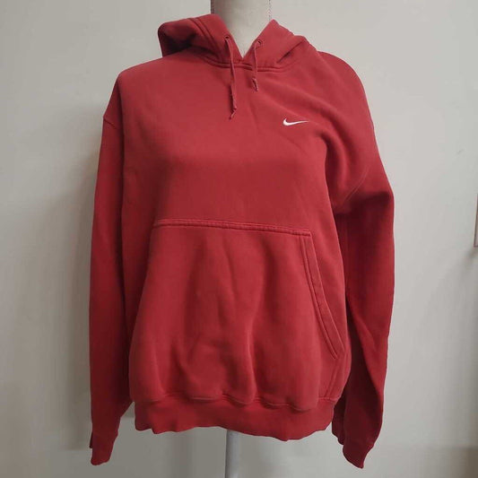 RED NIKE HOODED SWEATSHIRT