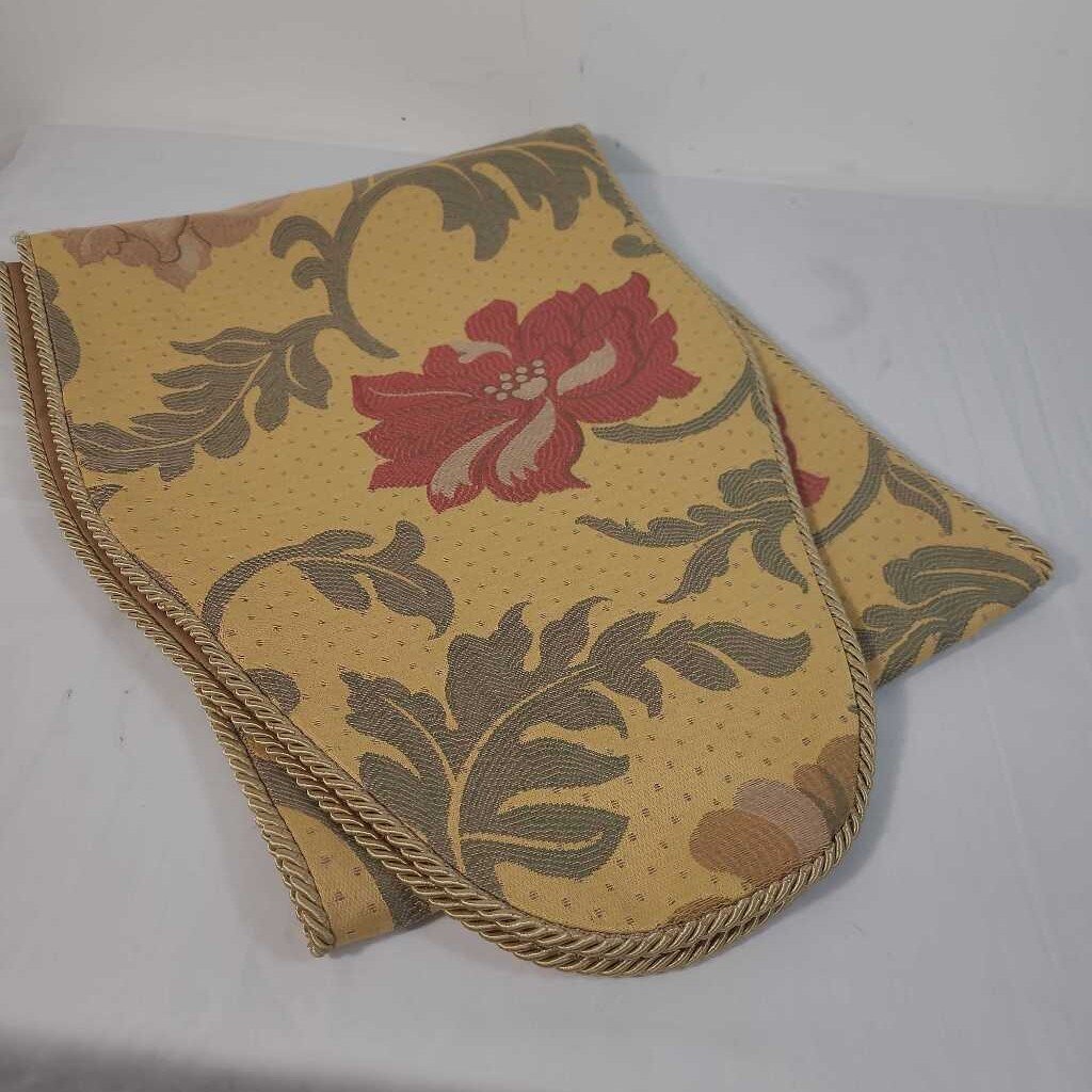 GOLD TRIM FLORAL TABLE RUNNER