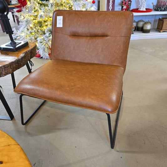 TAN ACCENT CHAIR
