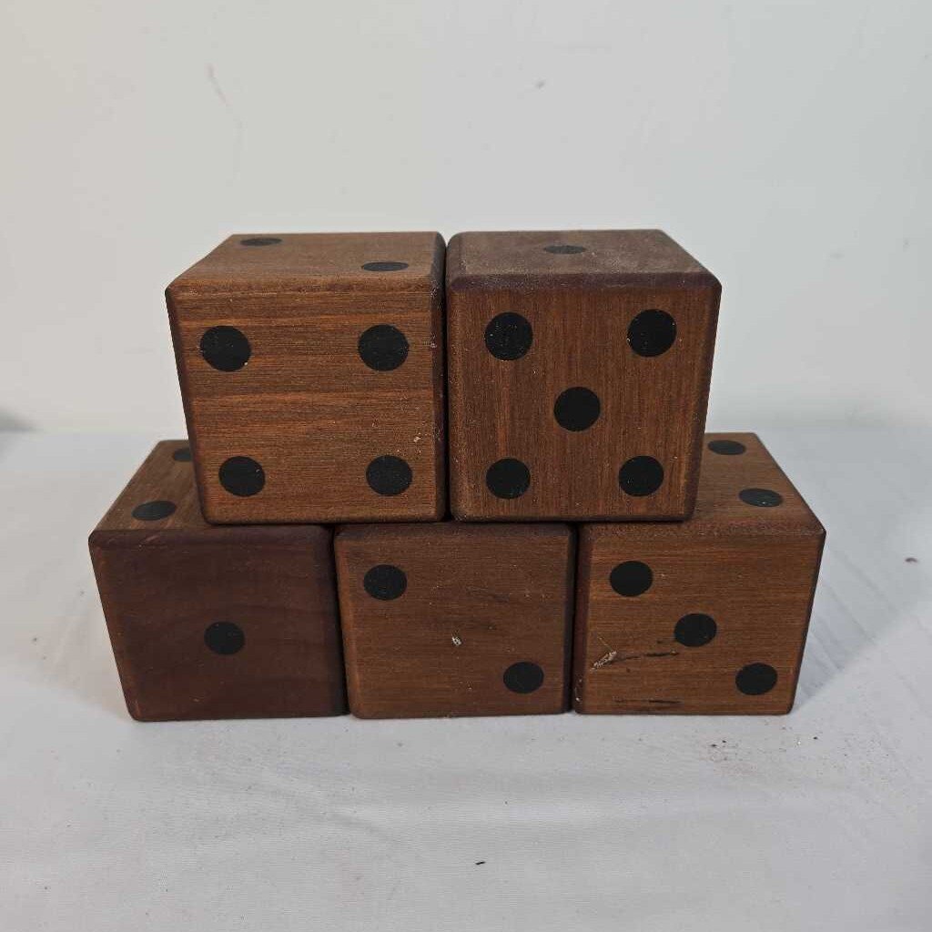 S/5 WOODEN DICE
