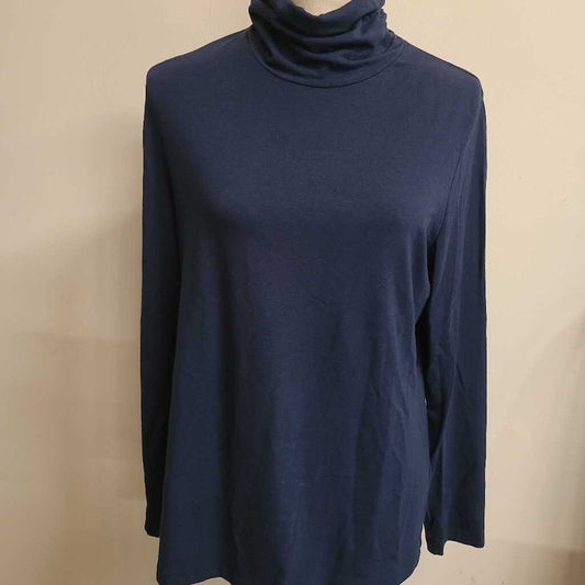 NAVY BAMBOO COTTON TURTLENECK