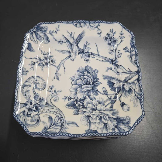 S/8 BLUE & WHITE BIRD SQUARE PLATES