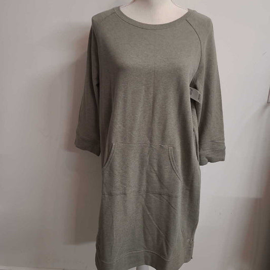 SWEATSHIRT DRESS