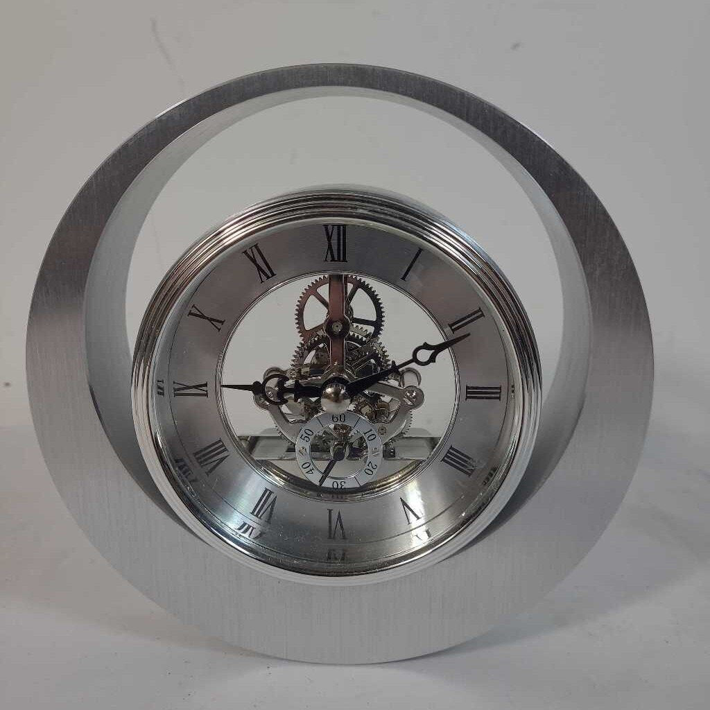 ROCK & ROLL SKELETON MANTEL CLOCK