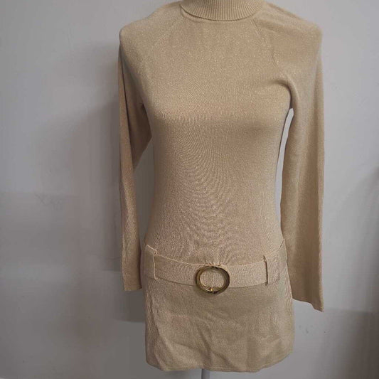 GOLD TURTLENECK DRESS WITH CIRCLE BELT