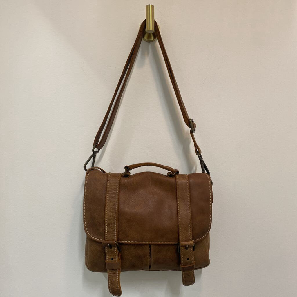 ROOTS - BROWN 100% LEATHER MESSENGER PURSE