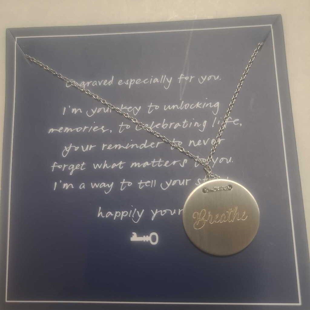 STELLA & DOT - KEEP BREATHE ENGRAVABLE DISC NECKLACE
