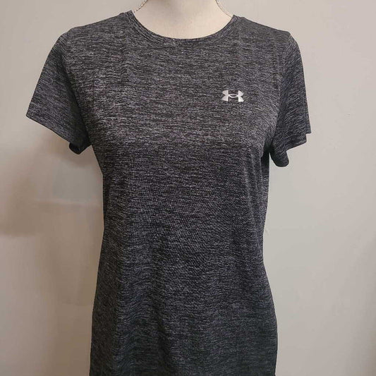 UNDER ARMOUR TSHIRT