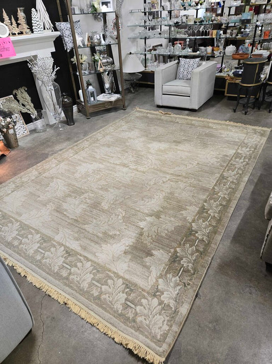 93"x135" TAUPE & GREEN AREA RUG