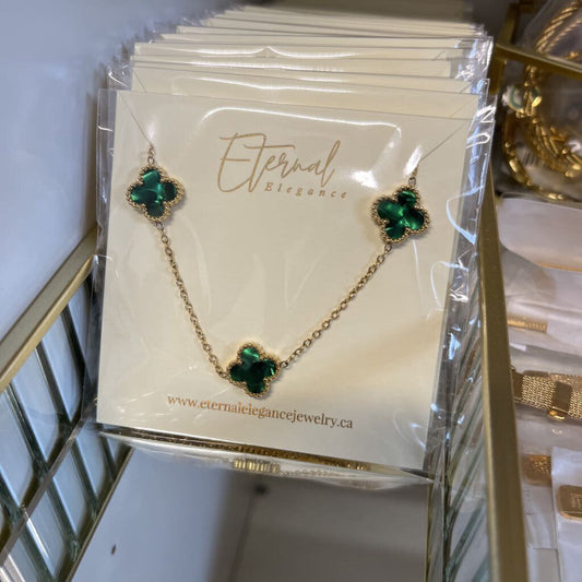 Green 5 Motifs Necklace