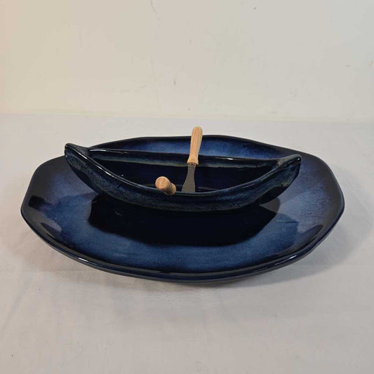 MAXWELL POTTERY CANOE ON A LAKE DIP SET