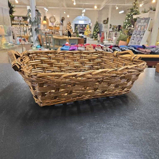 WOVEN BASKET W/WOODEN HANDLES