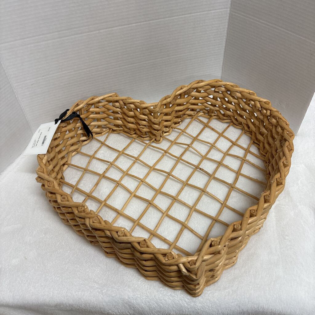 Heart Shape Wicker Basket