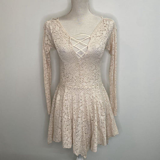 FREE PEOPLE - CREAM LACE L/S MINI DRESS