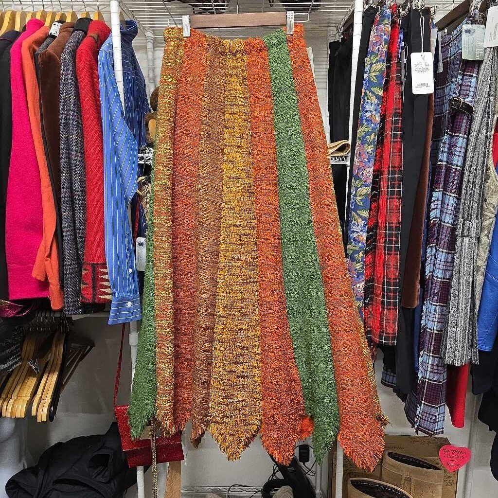 Vintage AU TERRIOR QUEBEC Hand Loomed Skirt