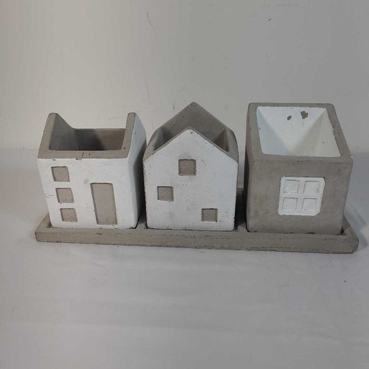 S/3 CEMENT HOUSES ON BASE