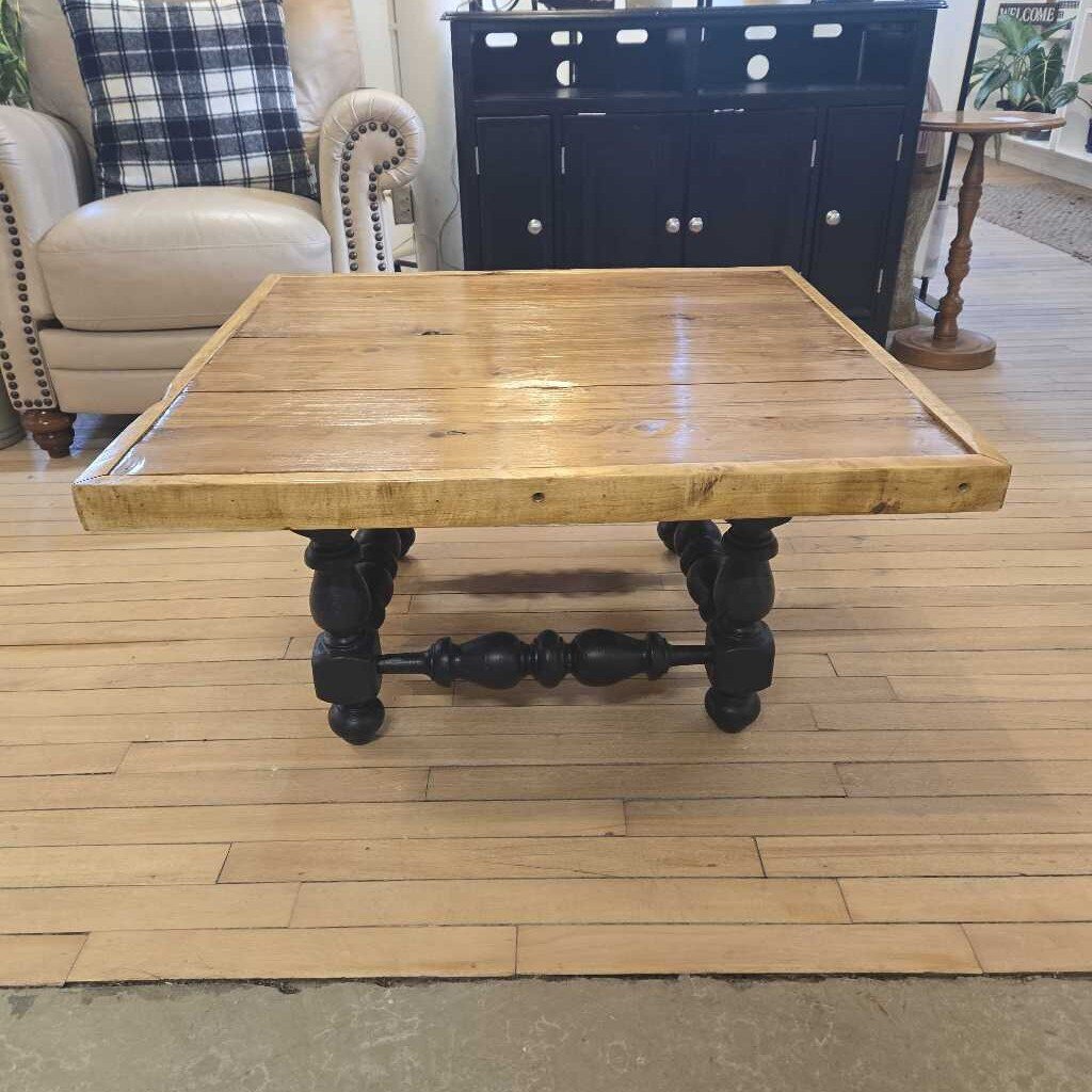 NEWLY MADE COFFEE TABLE