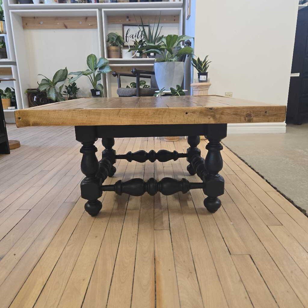 NEWLY MADE COFFEE TABLE