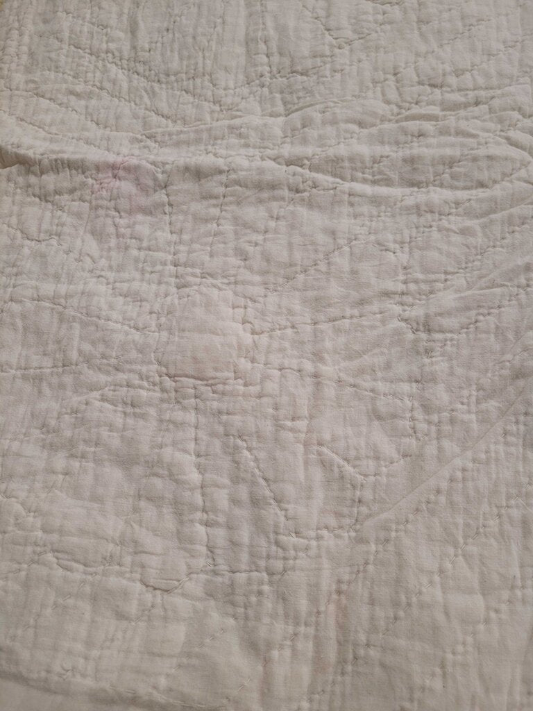 VTG DRESDEN PLATE QUILT~YELLOWS