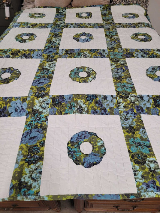 VTG MULTI COLOURED QUILT
