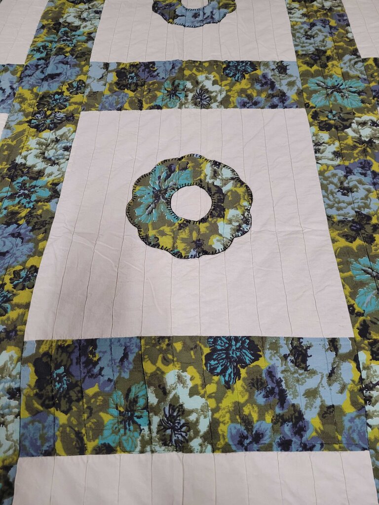 VTG MULTI COLOURED QUILT