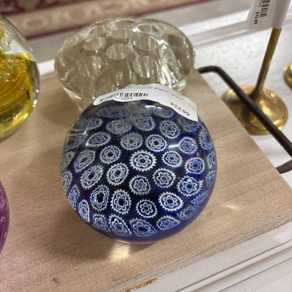 Vntg Made In Italy Paper Weight