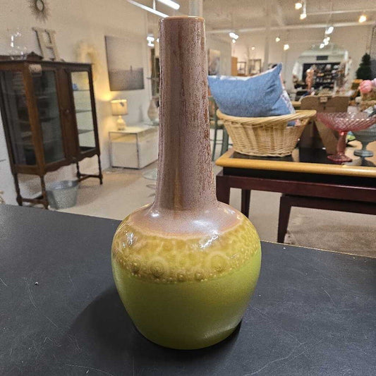 GREEN/TAUPE CERAMIC VASE