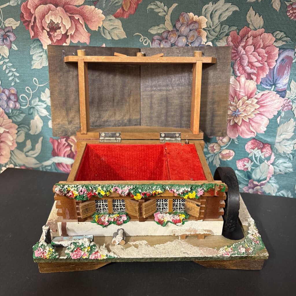 Wind-Up Music Box - Chalet