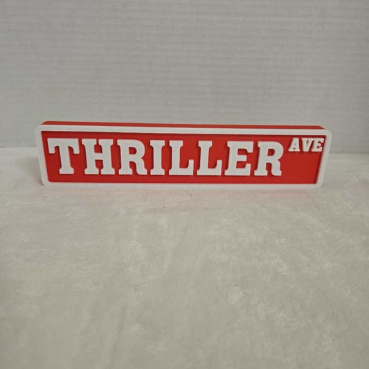 Book Shelf Decor-Thriller Ave (Red/White)
