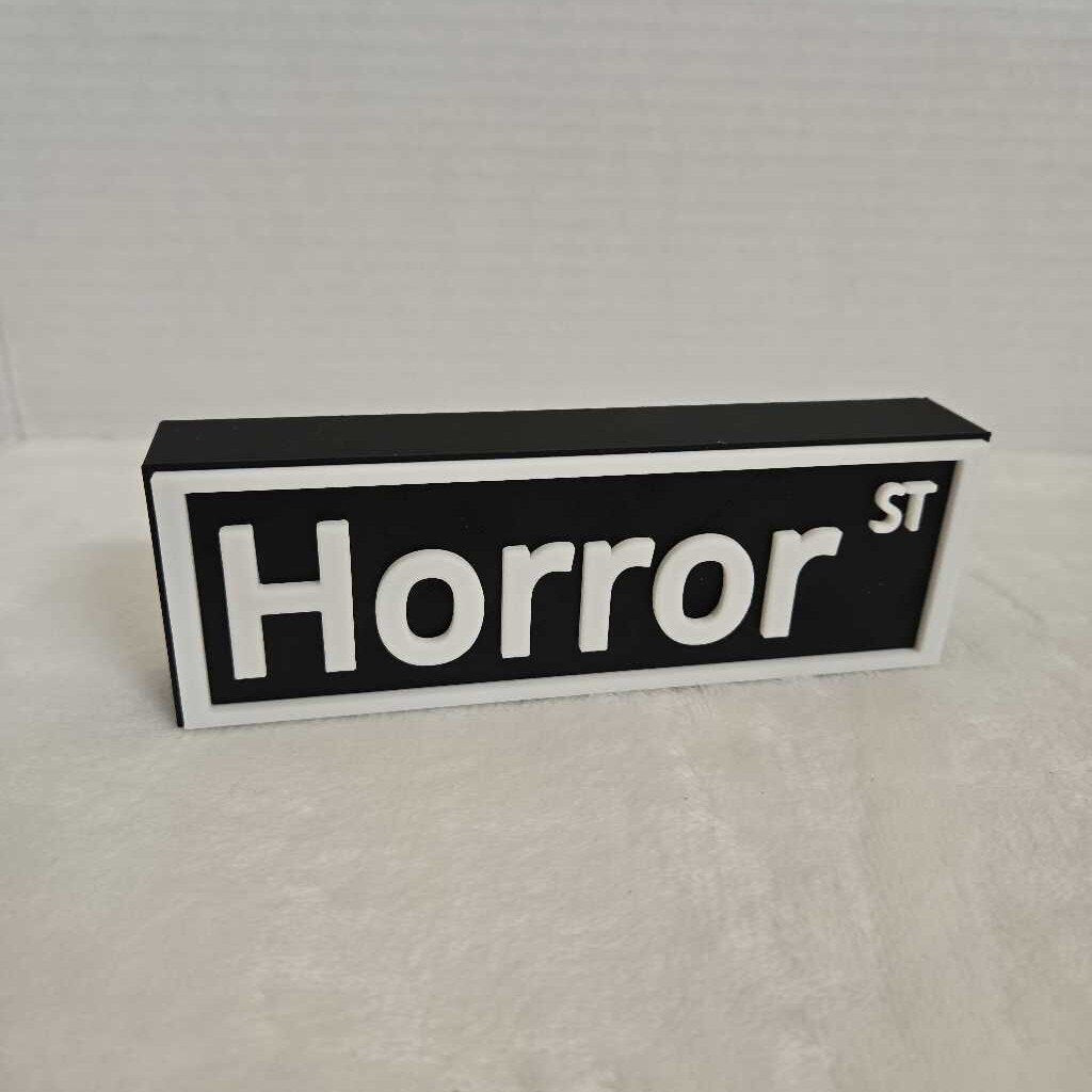 Book Shelf Decor-Horror St