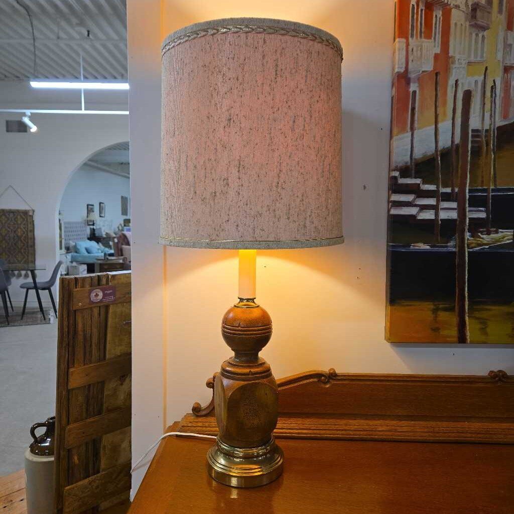 MCM FRENCH COUNTRY TURNED WOOD TABLE LAMP