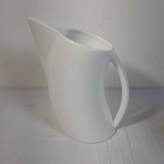 WHITE CURVED PITCHER