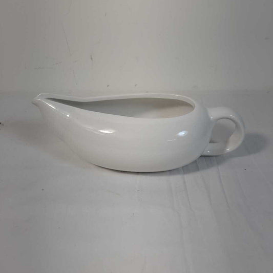 WHITE GRAVY BOAT