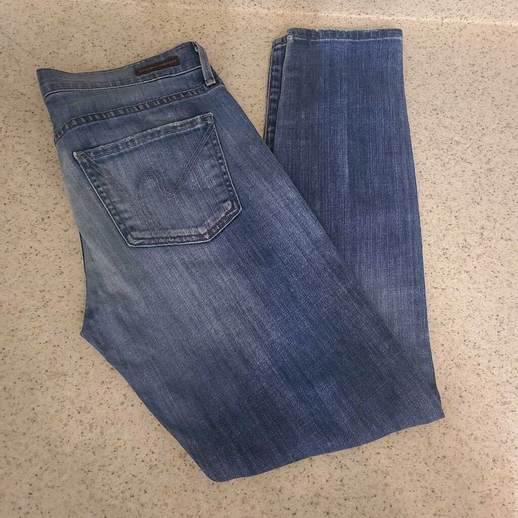 LIGHT BLUE SKINNY JEANS