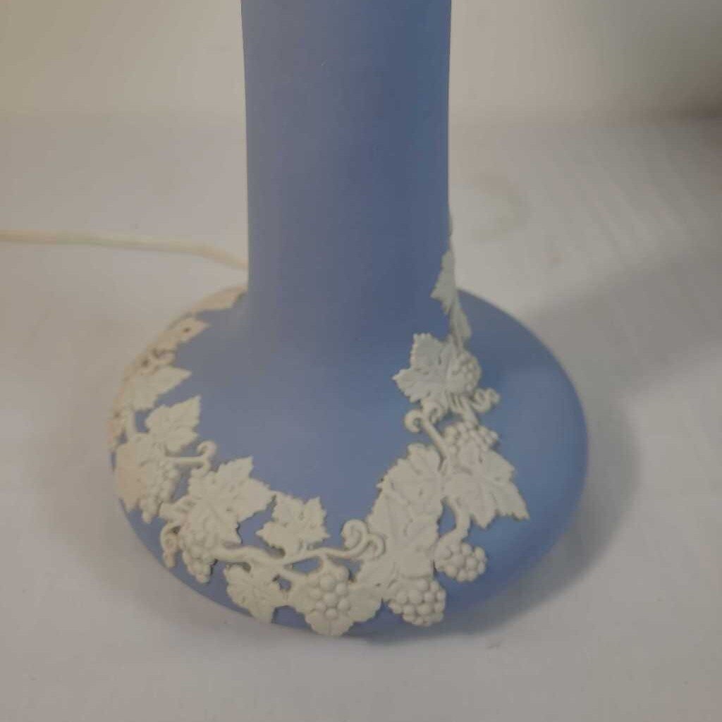 ANTIQUE ECANADA POTTERY JASPERWARE EMERY LAMP