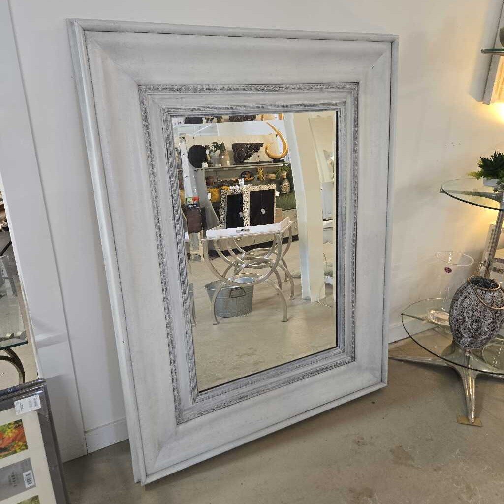 NEWLY PAINTED XL MIRROR