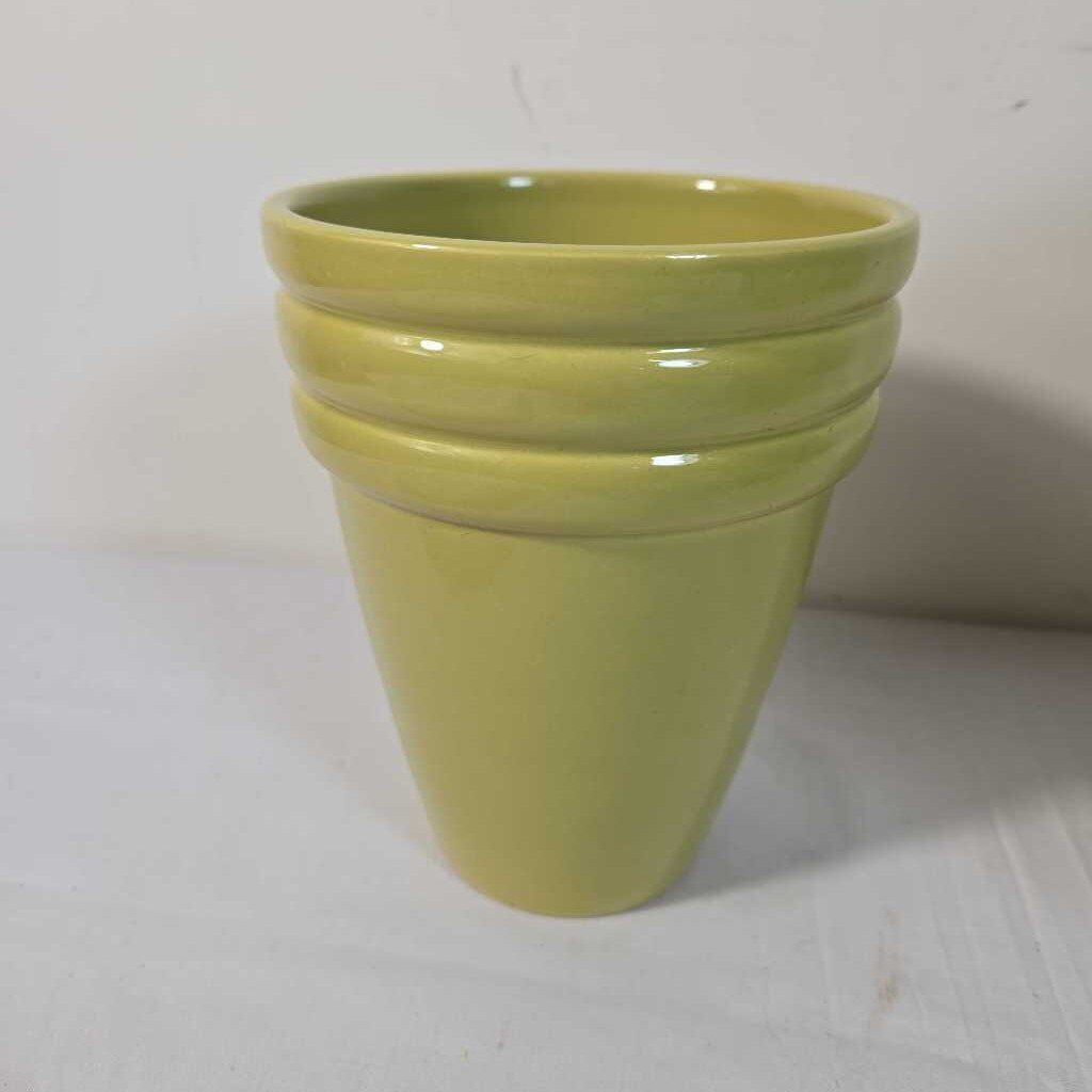 SM GREEN POT
