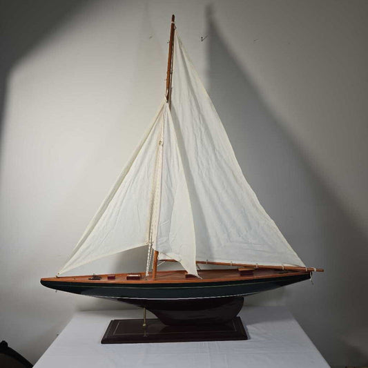 42.5" TALL SAILBOAT DECOR