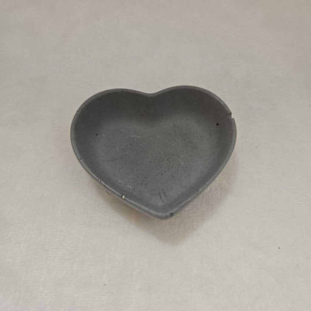 Heart dish