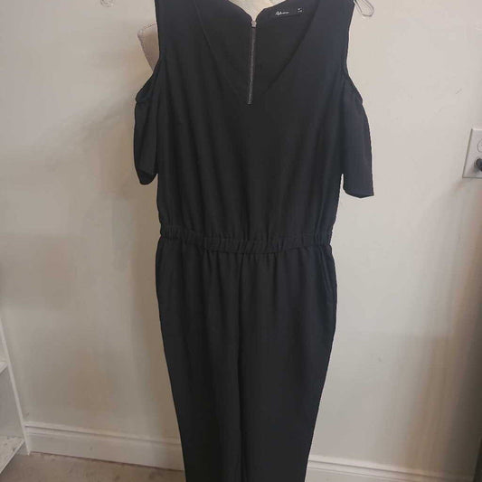 BLACK JUMPSUIT