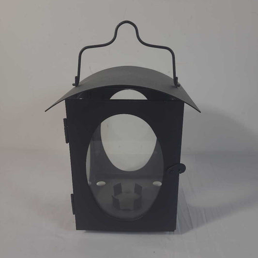 BLACK LANTREN CANDLE HOLDER